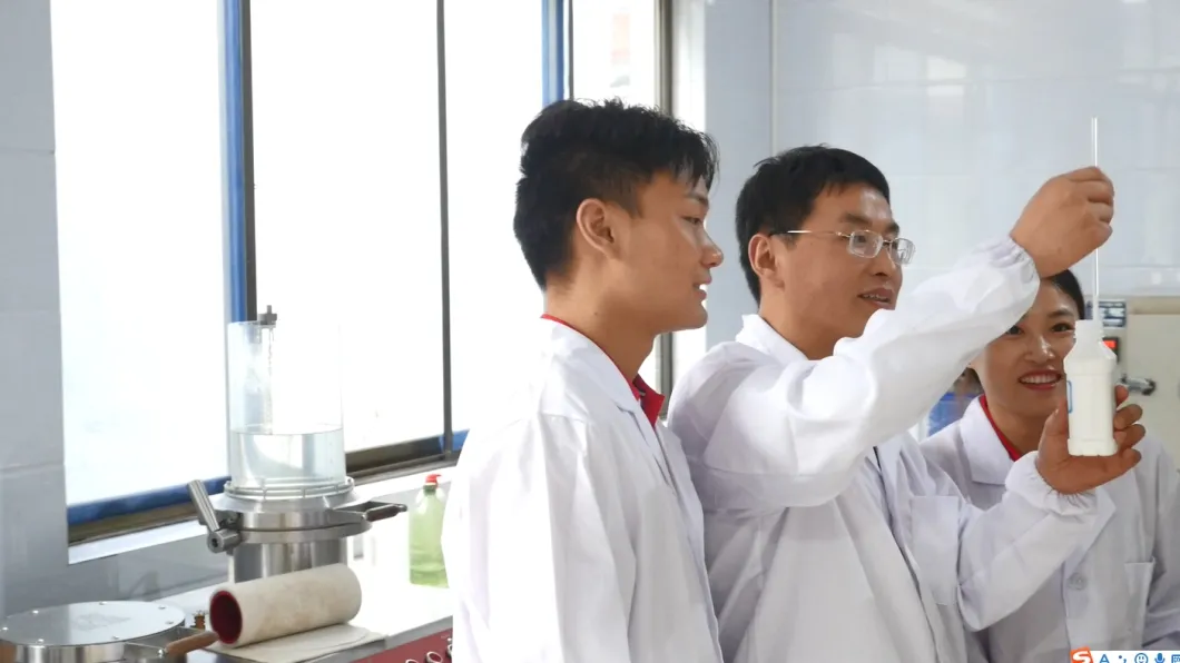 Ferric Oxide Useding Color Tile